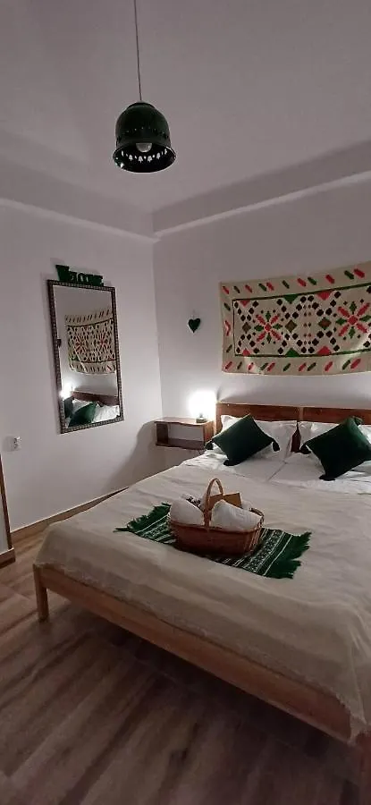 Romanian House Studio Bükreş 0*,  Romanya